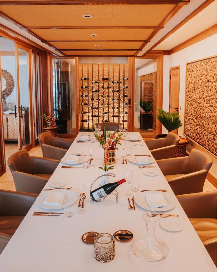 L'Escale Resort Marina & Spa - Small Luxury Hotels Of The World Виктория Экстерьер фото