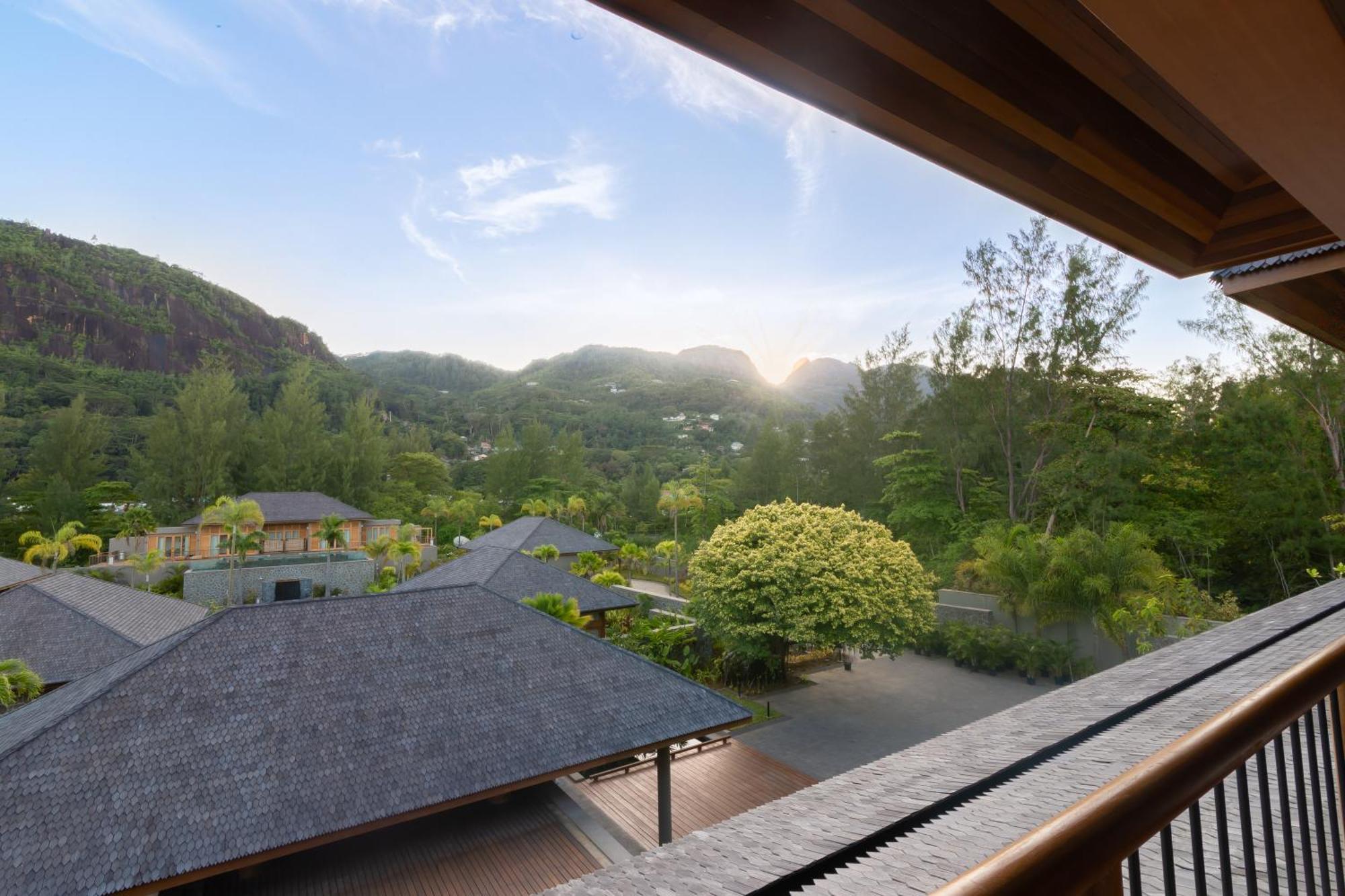 L'Escale Resort Marina & Spa - Small Luxury Hotels Of The World Виктория Номер фото